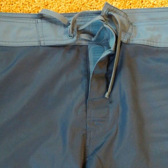 REI Board Shorts - Picture 4 of 8